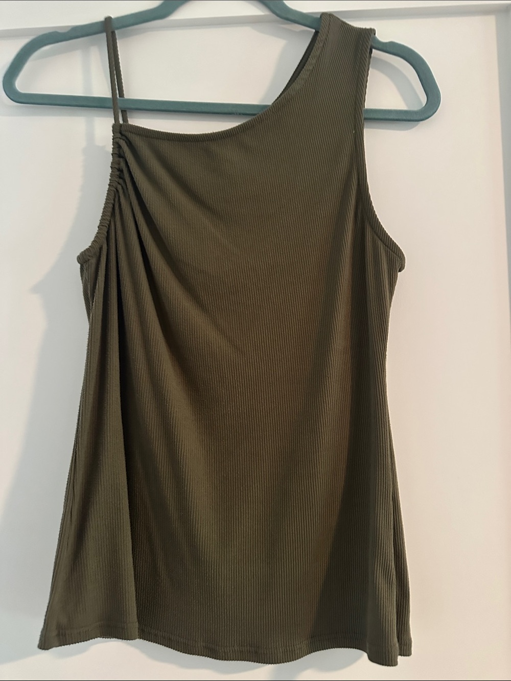 Gilli One-Shoulder Olive Green Ribbed Tank Top